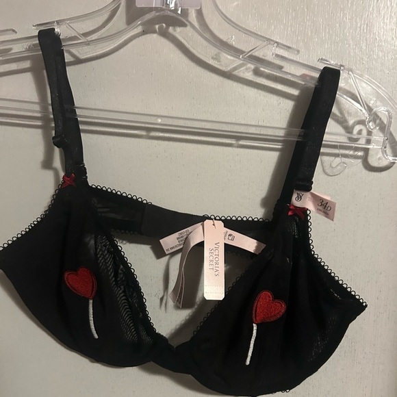 Vs bra - Picture 1 of 7